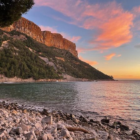Un Balcon, Au Coeur Du Village Cassis Extérieur photo