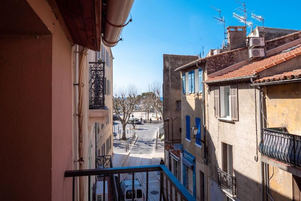 Un Balcon, Au Coeur Du Village Cassis Extérieur photo