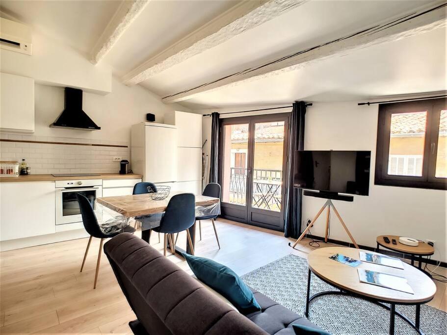 Un Balcon, Au Coeur Du Village Cassis Extérieur photo
