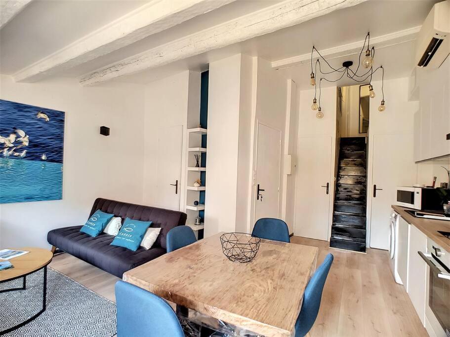 Un Balcon, Au Coeur Du Village Cassis Extérieur photo