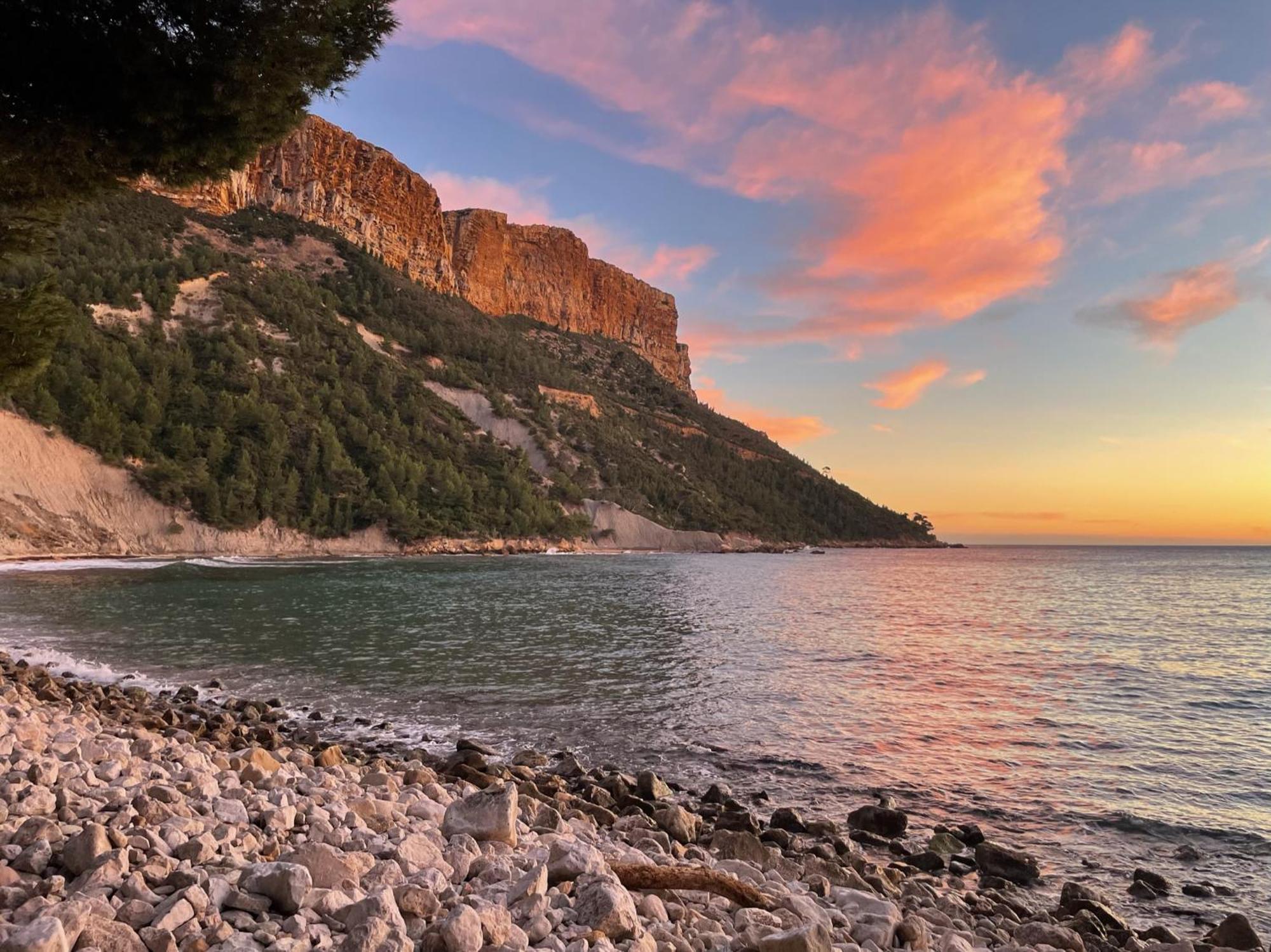 Un Balcon, Au Coeur Du Village Cassis Extérieur photo